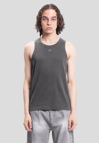 Basic Distressed