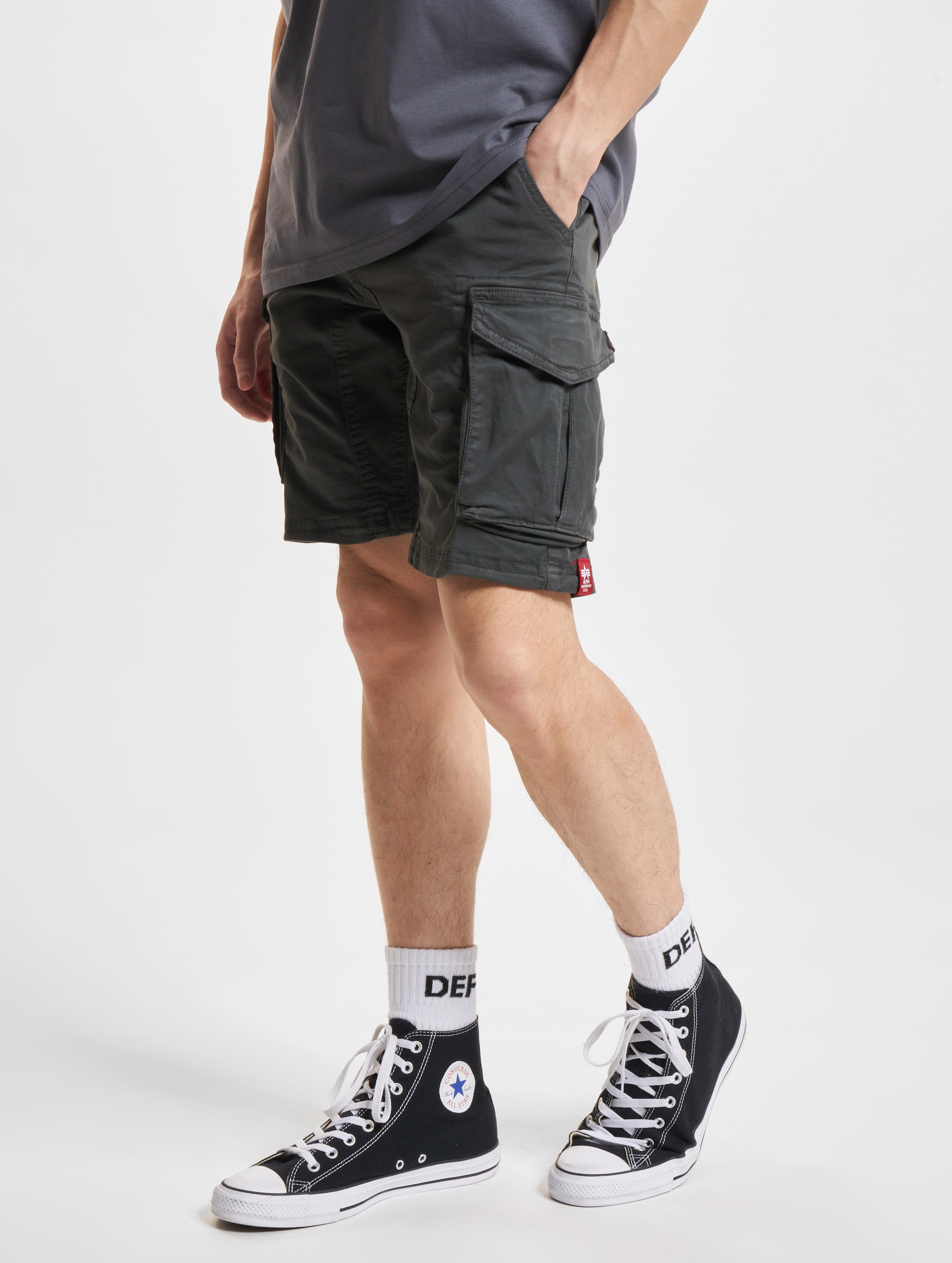 Alpha Industries Cotton Twill Shorts Mannen op kleur grijs, Maat XL