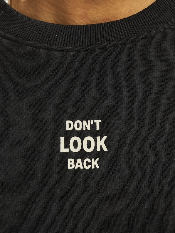 Backup Crew Neck-4