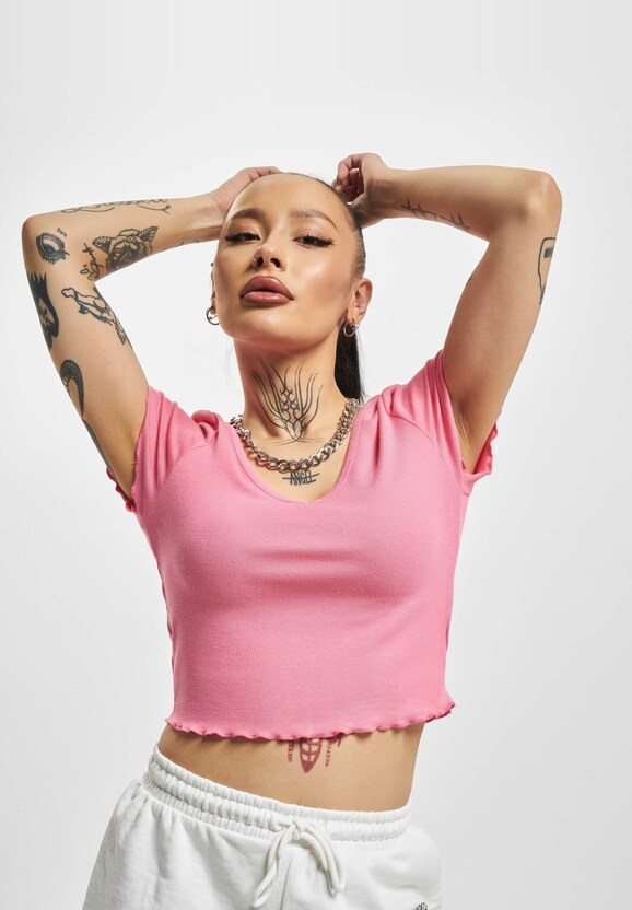 Kika V Neck Crop-4