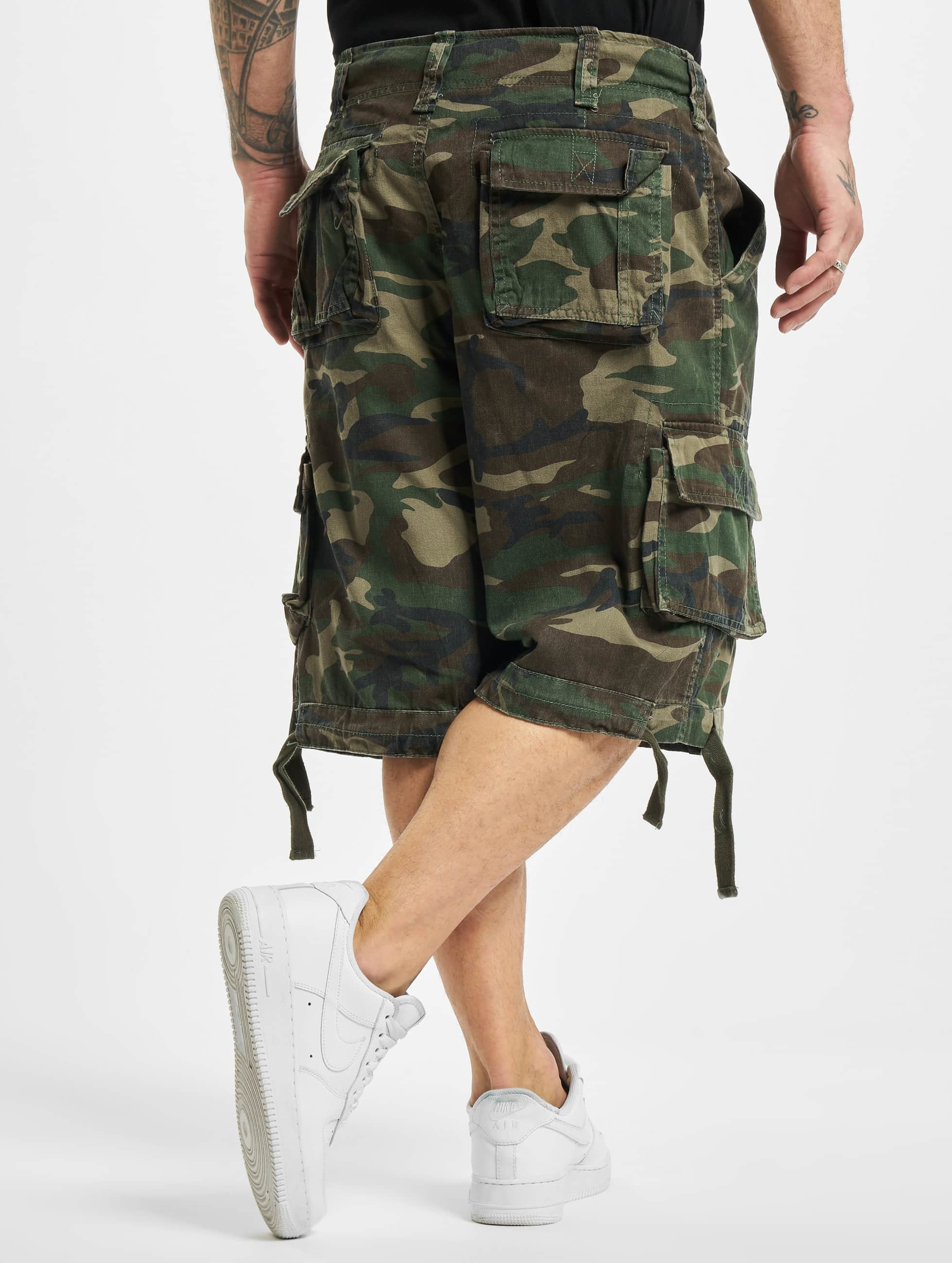 Brandit Urban Legend 3/4 Shorts - Beige
