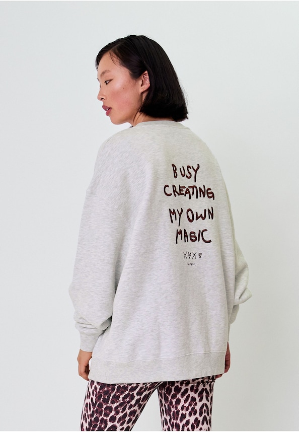 Oversized Sweater Magic-1