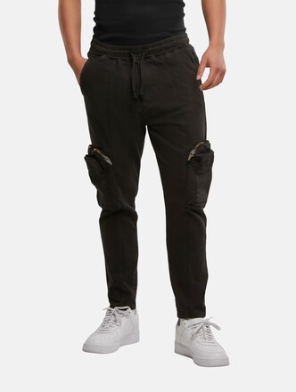 UNEFFECTED Straight Fit Jeans