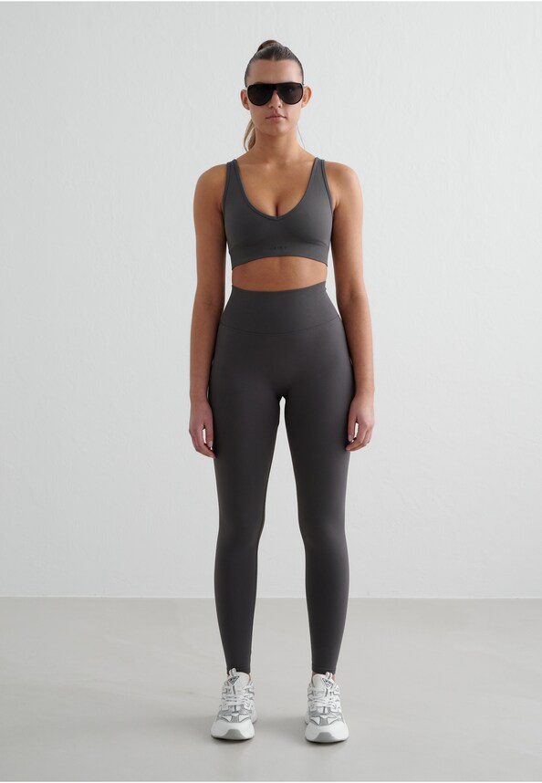 Shape Seamless Deep Cut Bra-3