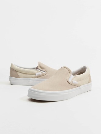 Vans Classic Slip-On Sneakers