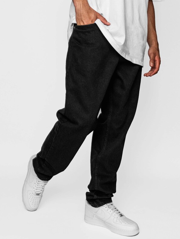 Loose Fit-4