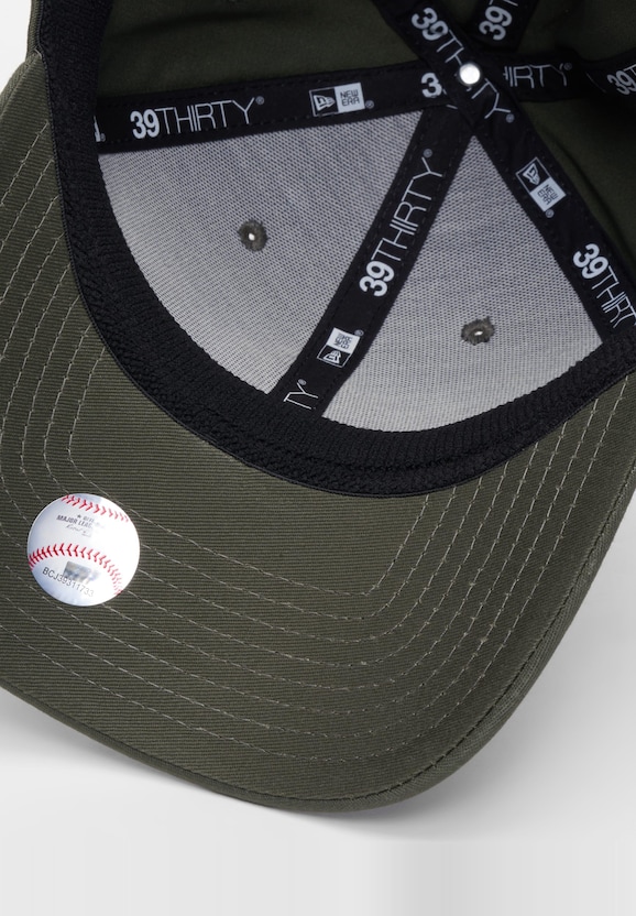 Outline 39Thirty New York Yankees-3