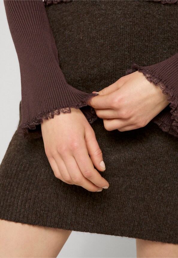 Lace Turtleneck-4