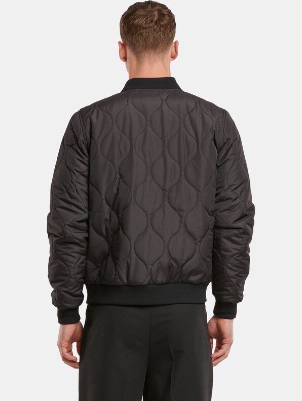 Urban Classics Onion Quilted Bomber-1
