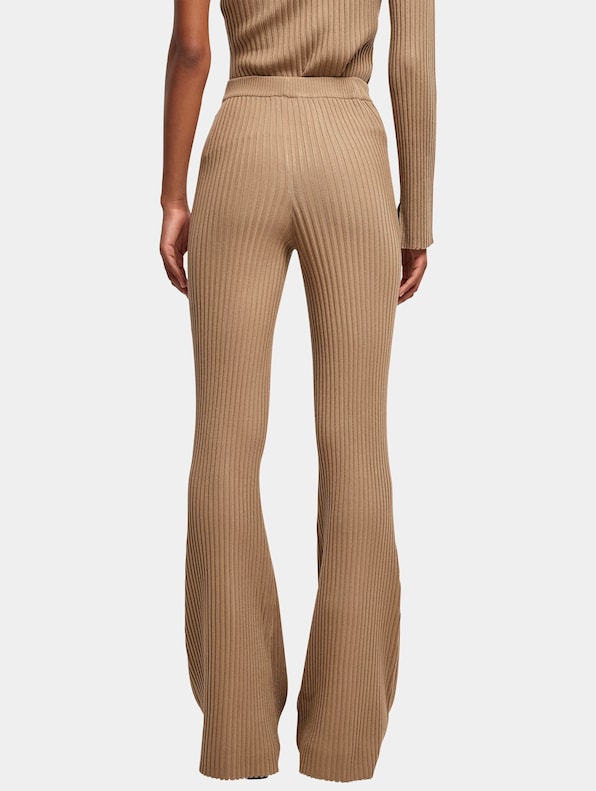 Ladies Flared Rib Knit -1