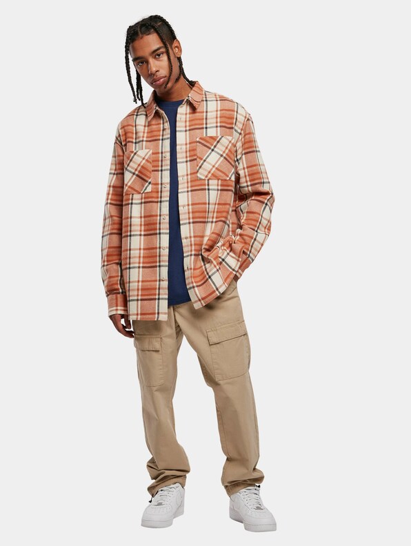 Long Oversized Checked Leaves-4