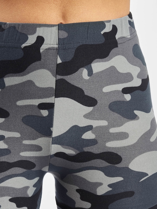 Camo -3