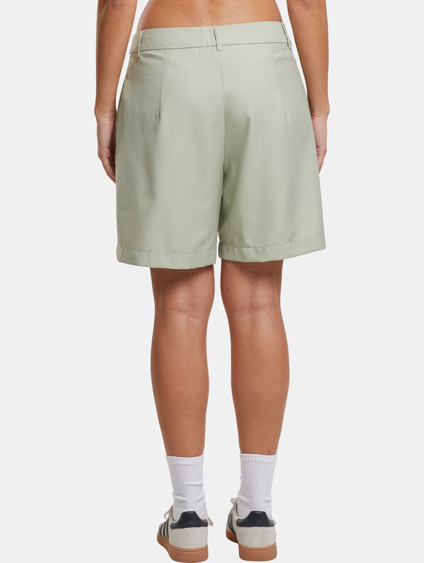 Ladies Pleated Bermuda-1