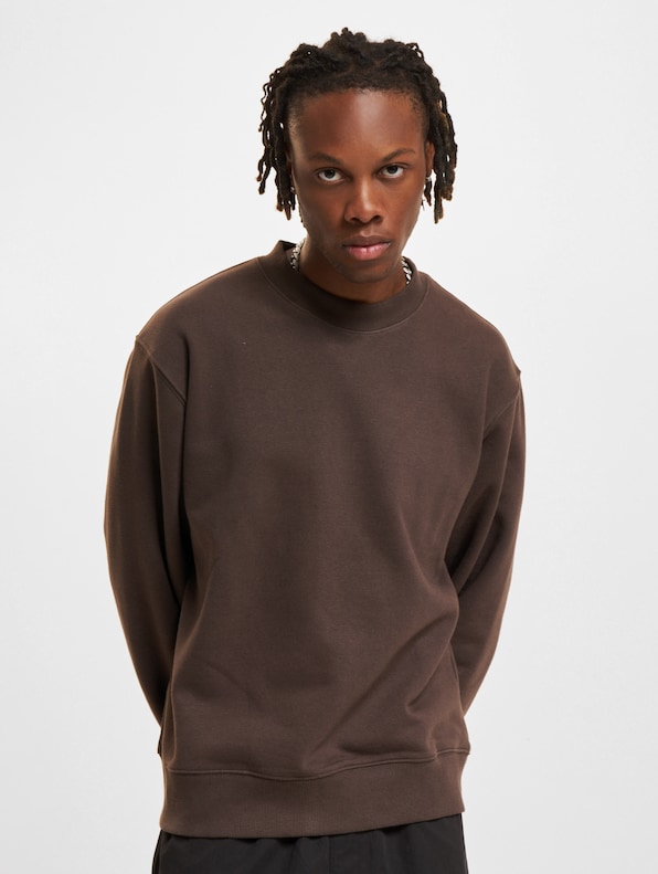 Urban Edge Crew Neck-0