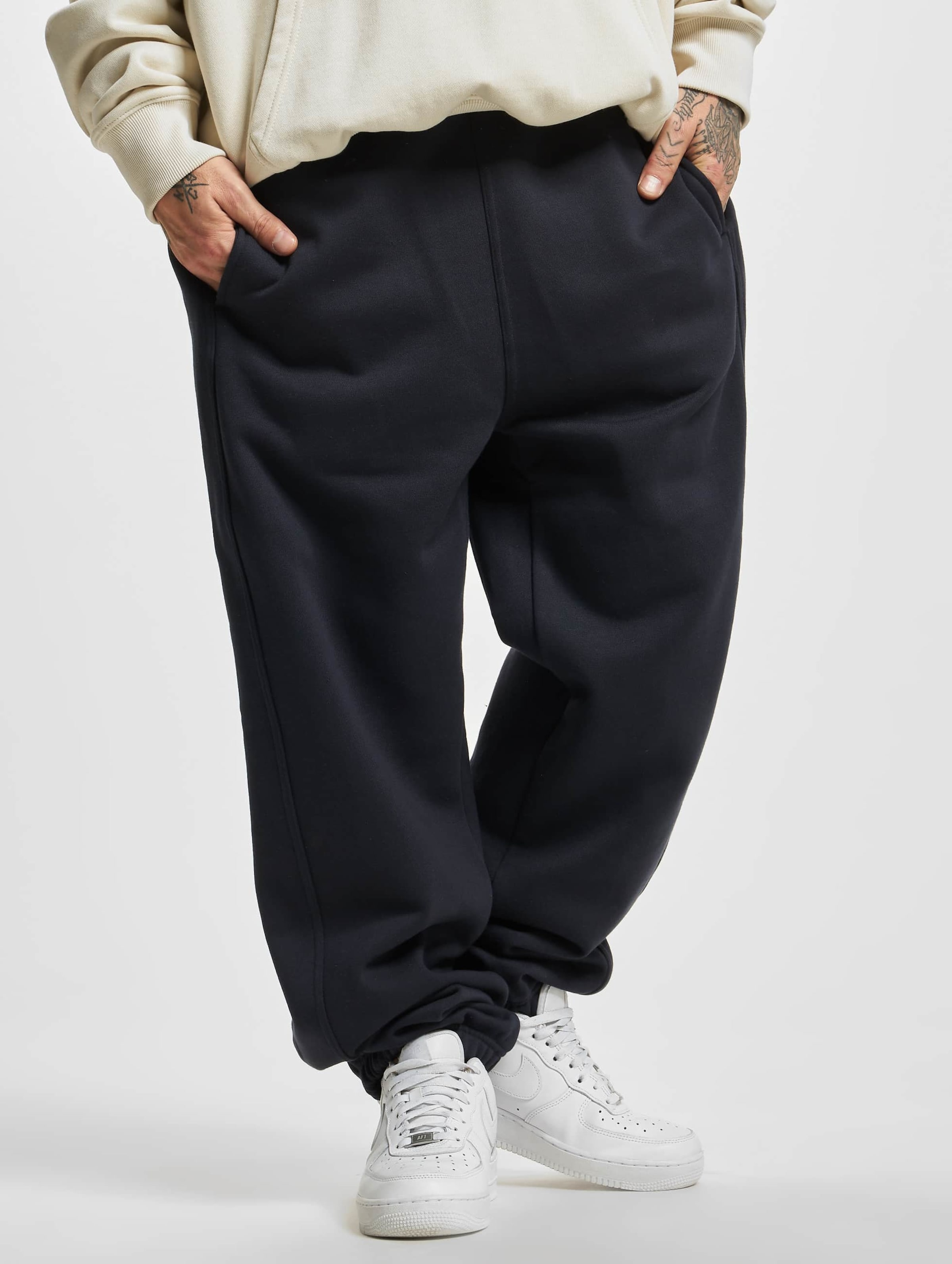 Baggy Sweat Pants | DEFSHOP | 10953