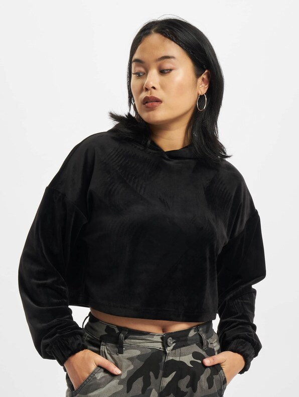 Ladies Cropped Velvet-2