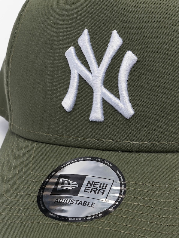 MLB New York Yankees Colour Essential Eframe 9Forty-3
