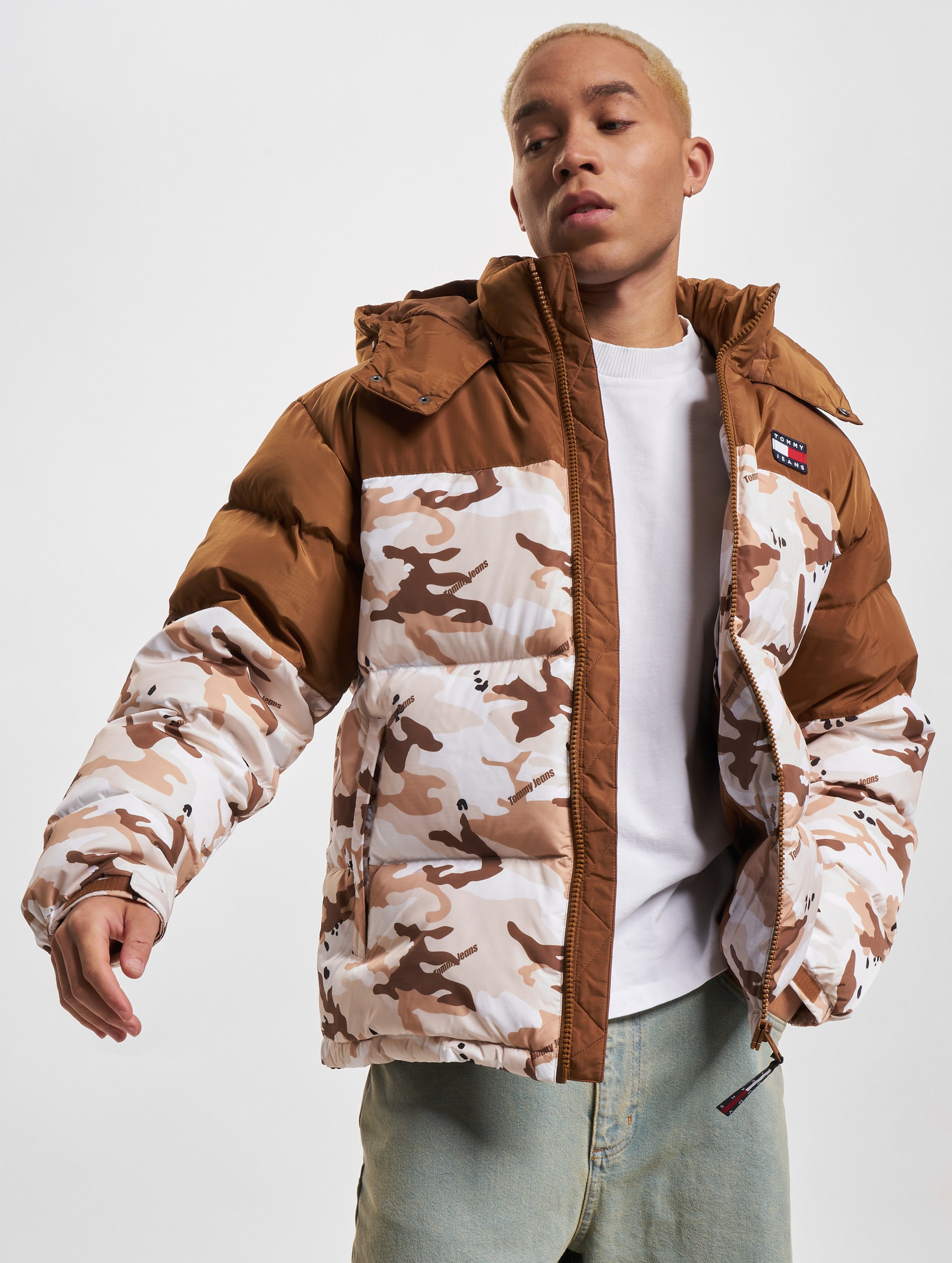 Tommy camo outlet jacket