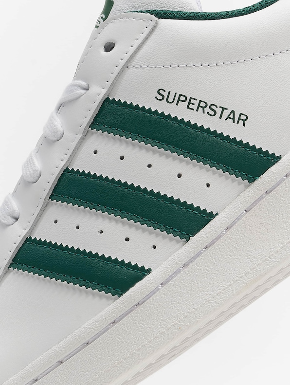 Superstar-9