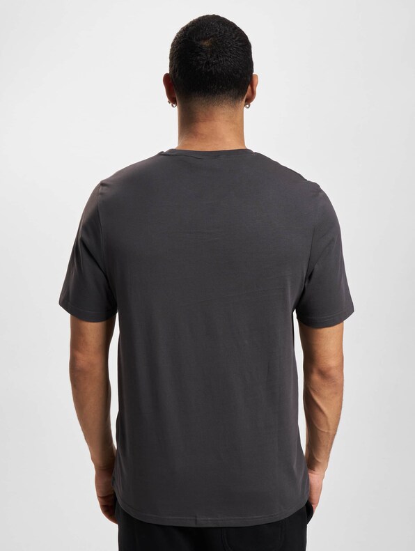 Plain-1