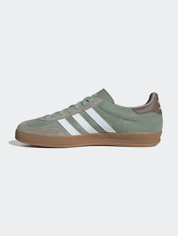 Gazelle Indoor-1