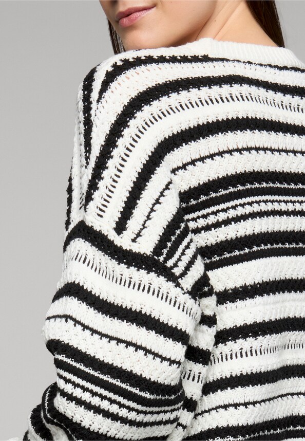 NMZOBIYA L/S O-NECK-2