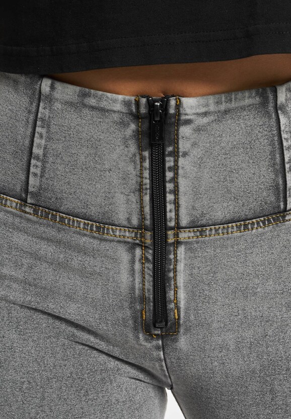 Zipper -2