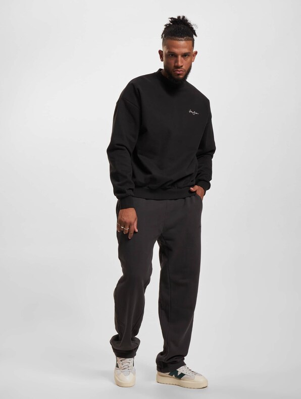 JM233-021-2 SJ Script Logo Retro Backprint Crew-4