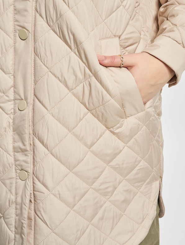 Newtanzia Long Quilt Shacket-4