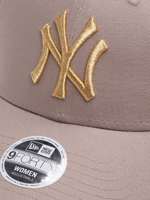  New York Yankees Metallic 9FORTY-3