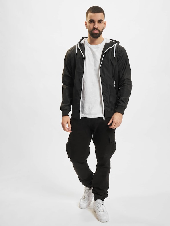 Contrast Windrunner-7