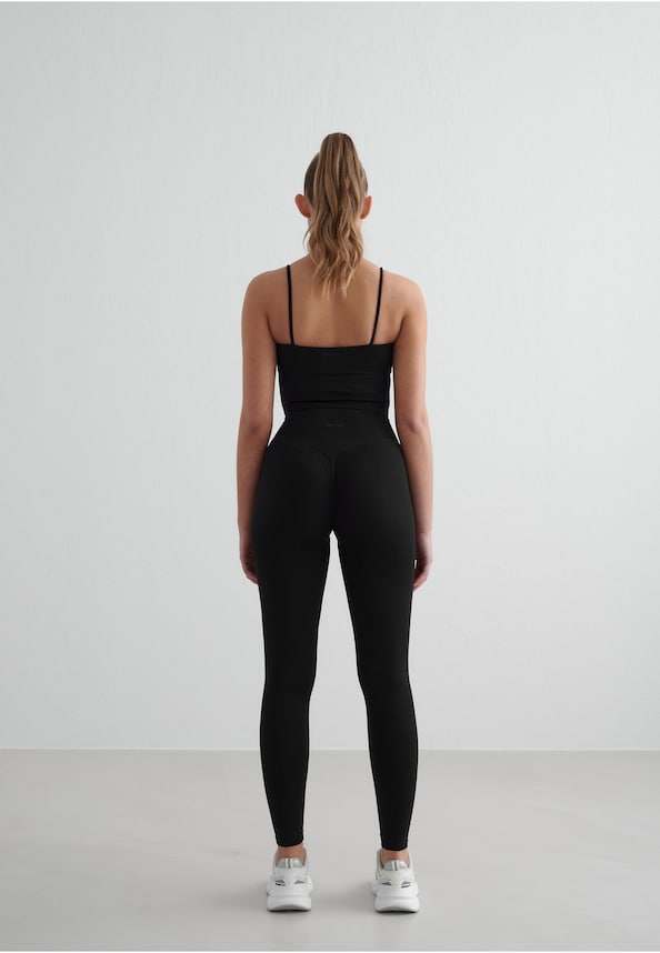 Shape Seamless Strap Singlet-4