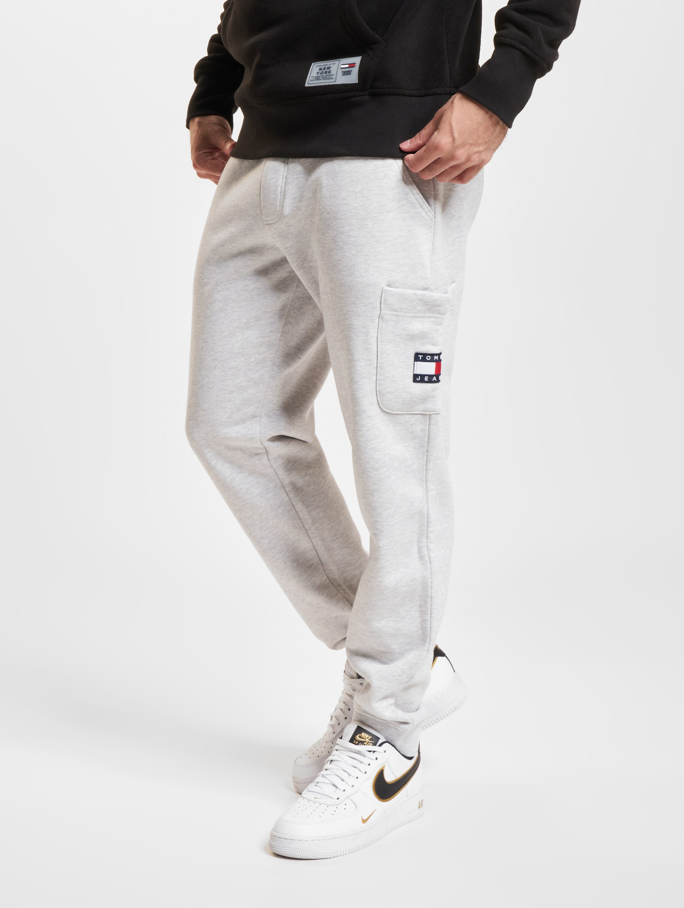 Tommy Jeans Badge Jogginghose Männer,Unisex op kleur grijs, Maat XL