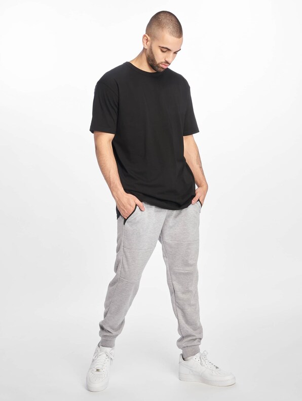 Basic Tech Fleece-5