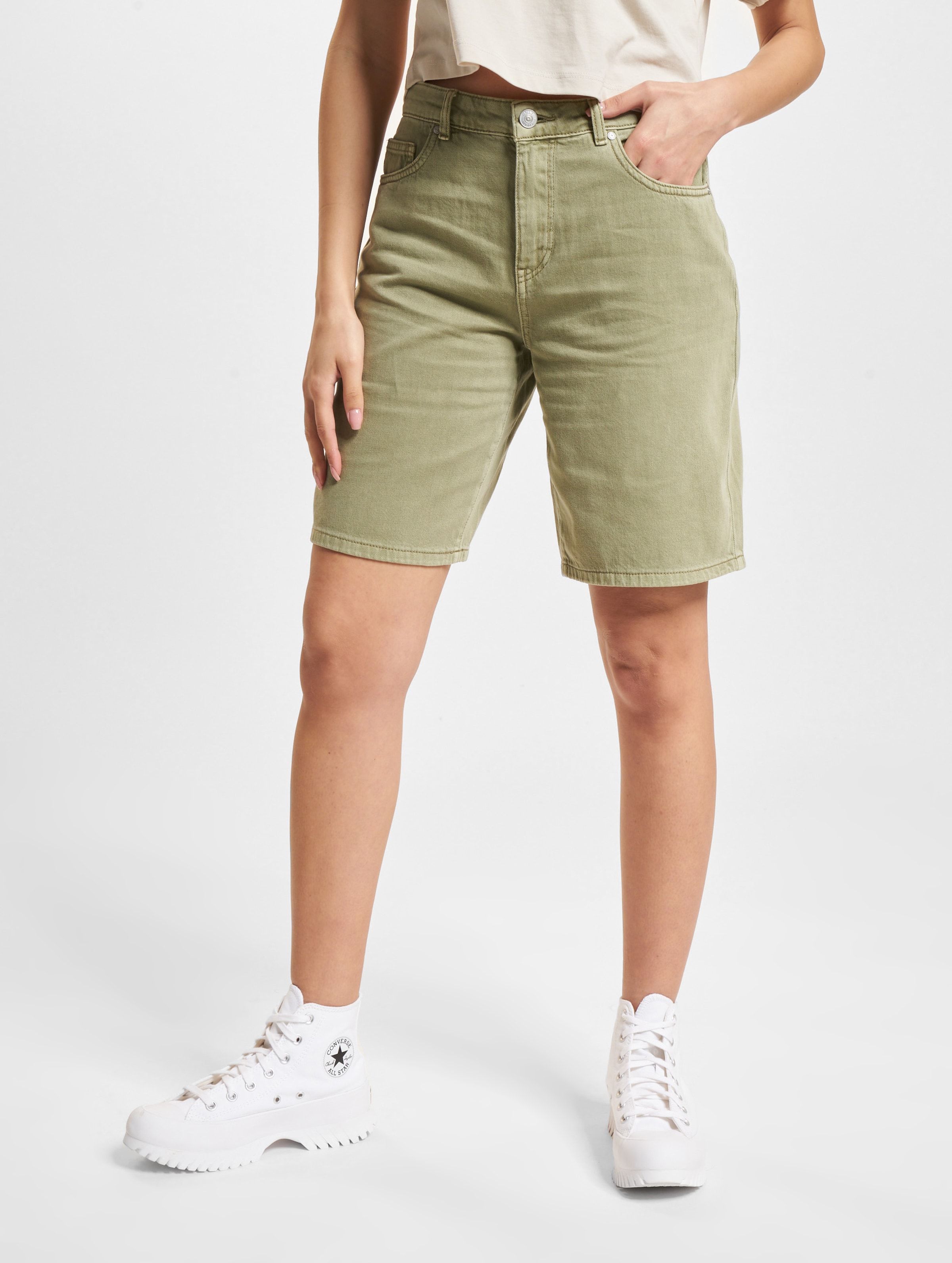 Only Silla Loose Bermuda Shorts Frauen,Unisex op kleur groen, Maat S