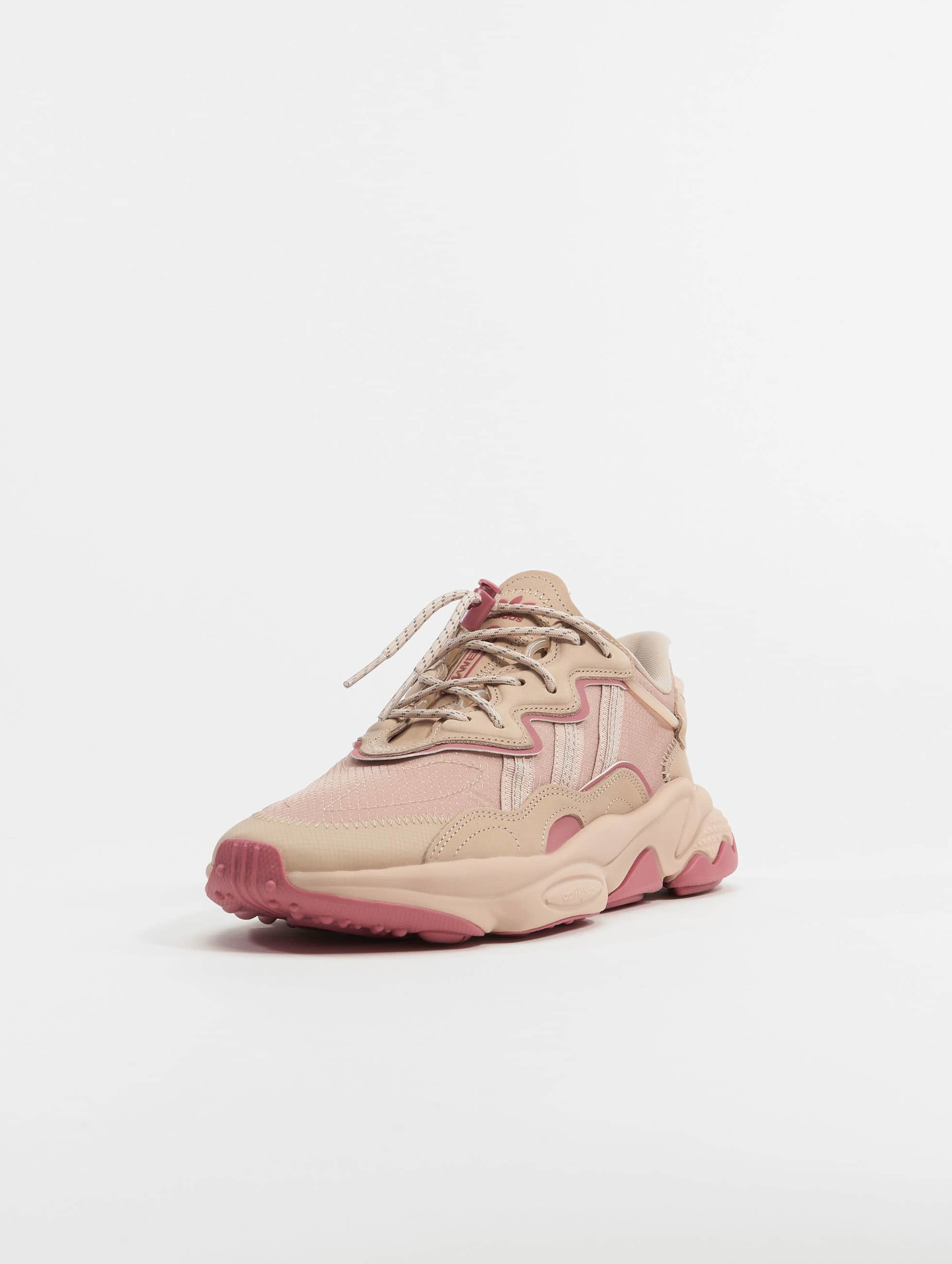 Adidas originals ozweego beige xxl best sale