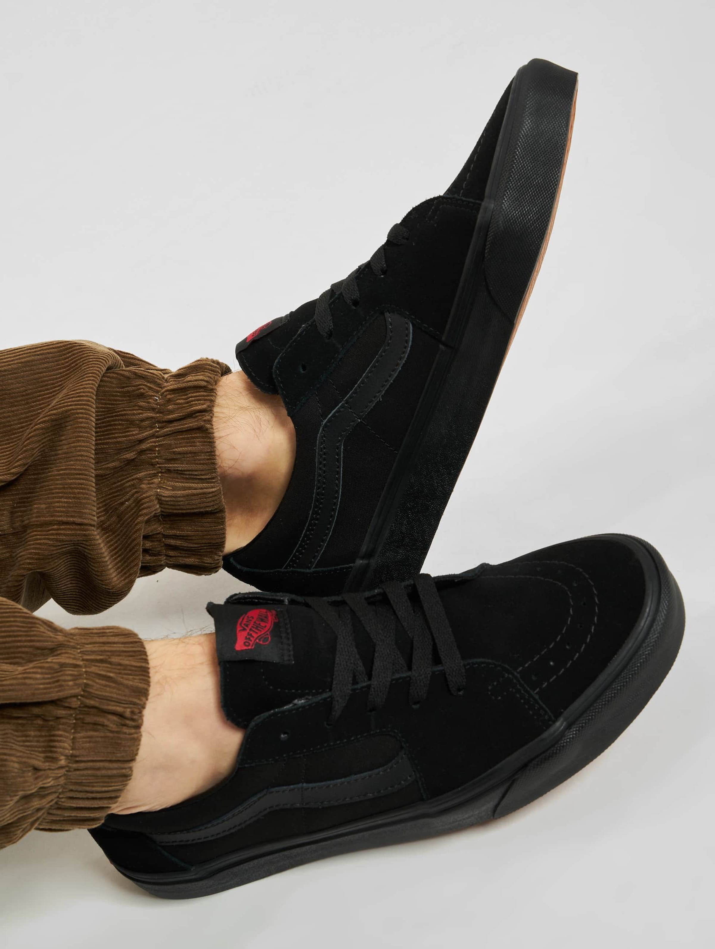 Vans low top all black sale