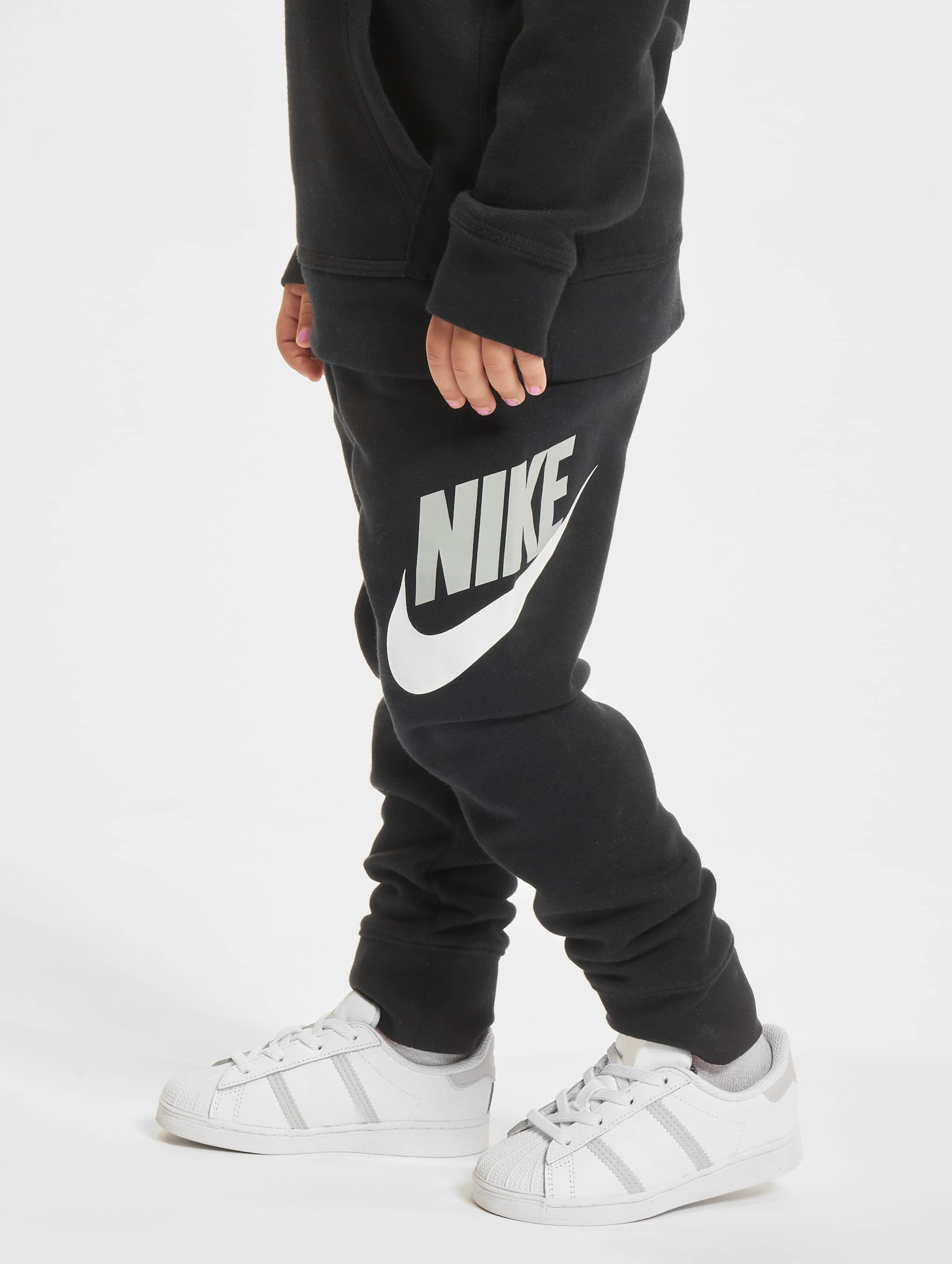 Nike hybrid clearance fleece joggers junior