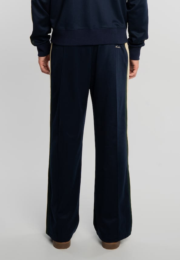 Everyday Wide Fit Track Pant-1