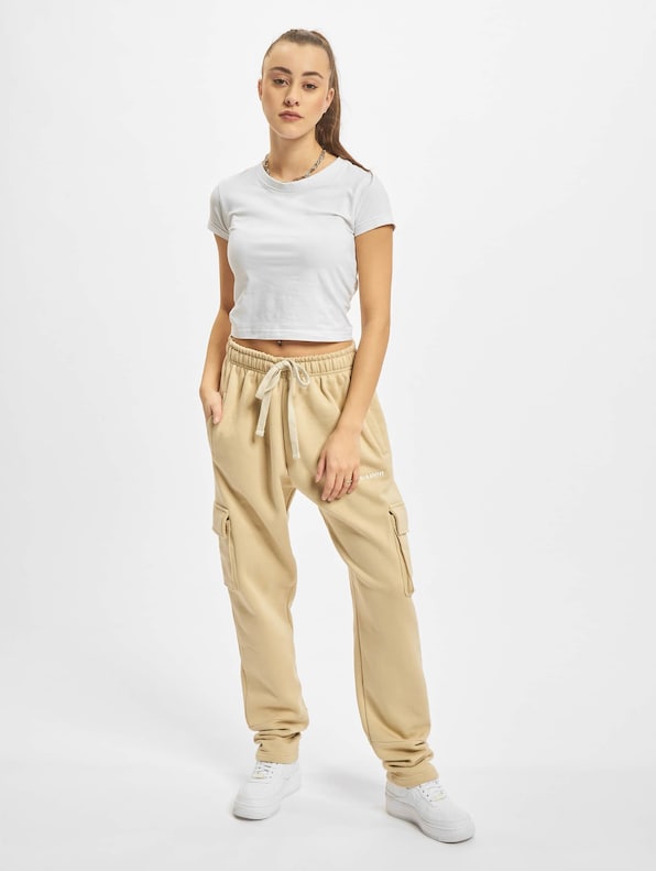 Avenue Cargo-5