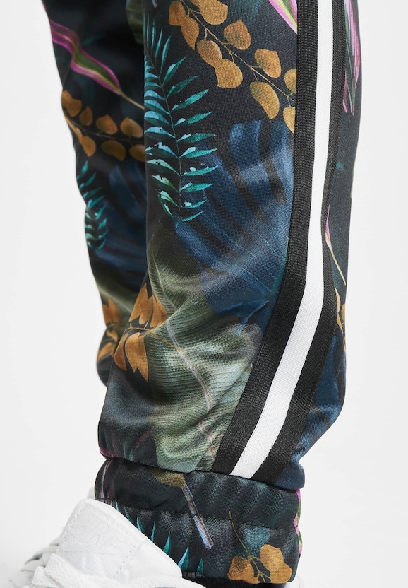 Isla Vista Sweatpants-4