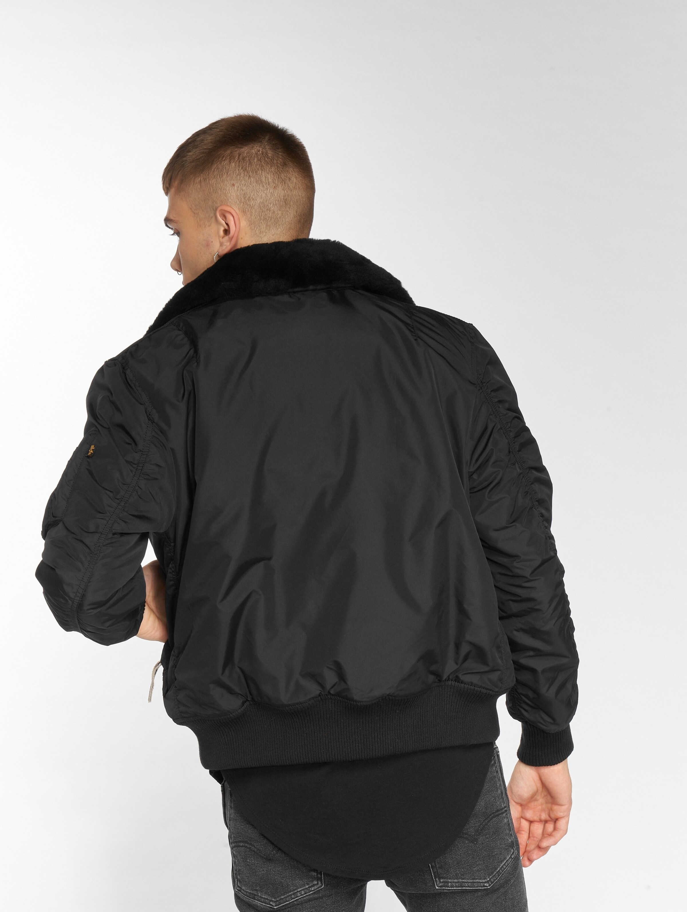 Alpha industries shop injector iii black