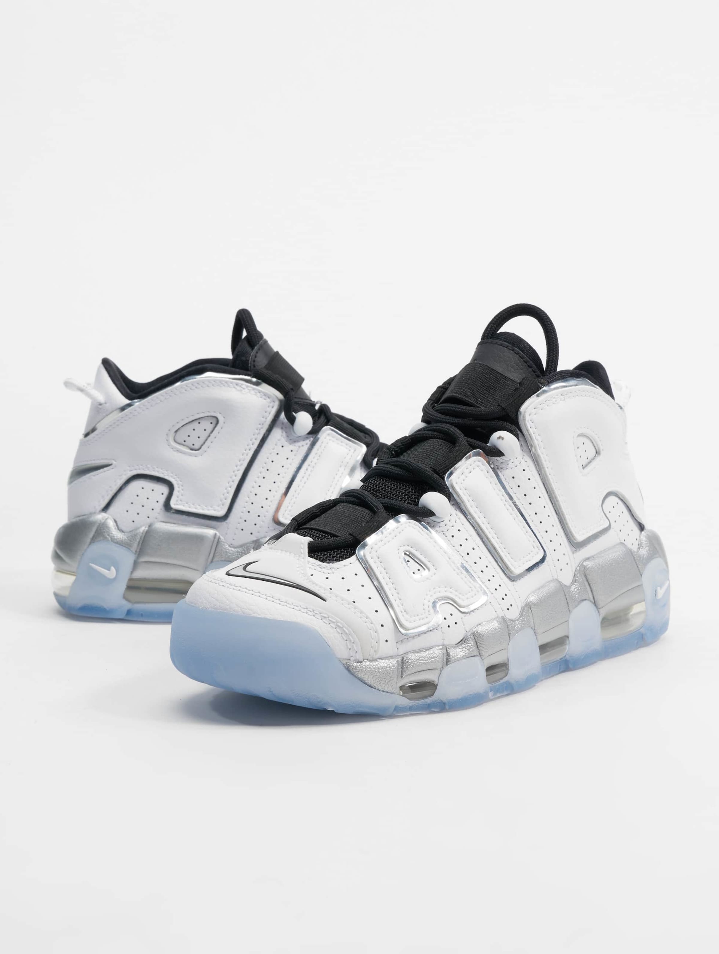 Women's nike air hotsell more uptempo white/chrome/blue tint