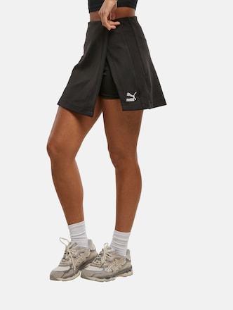 T7 Skort