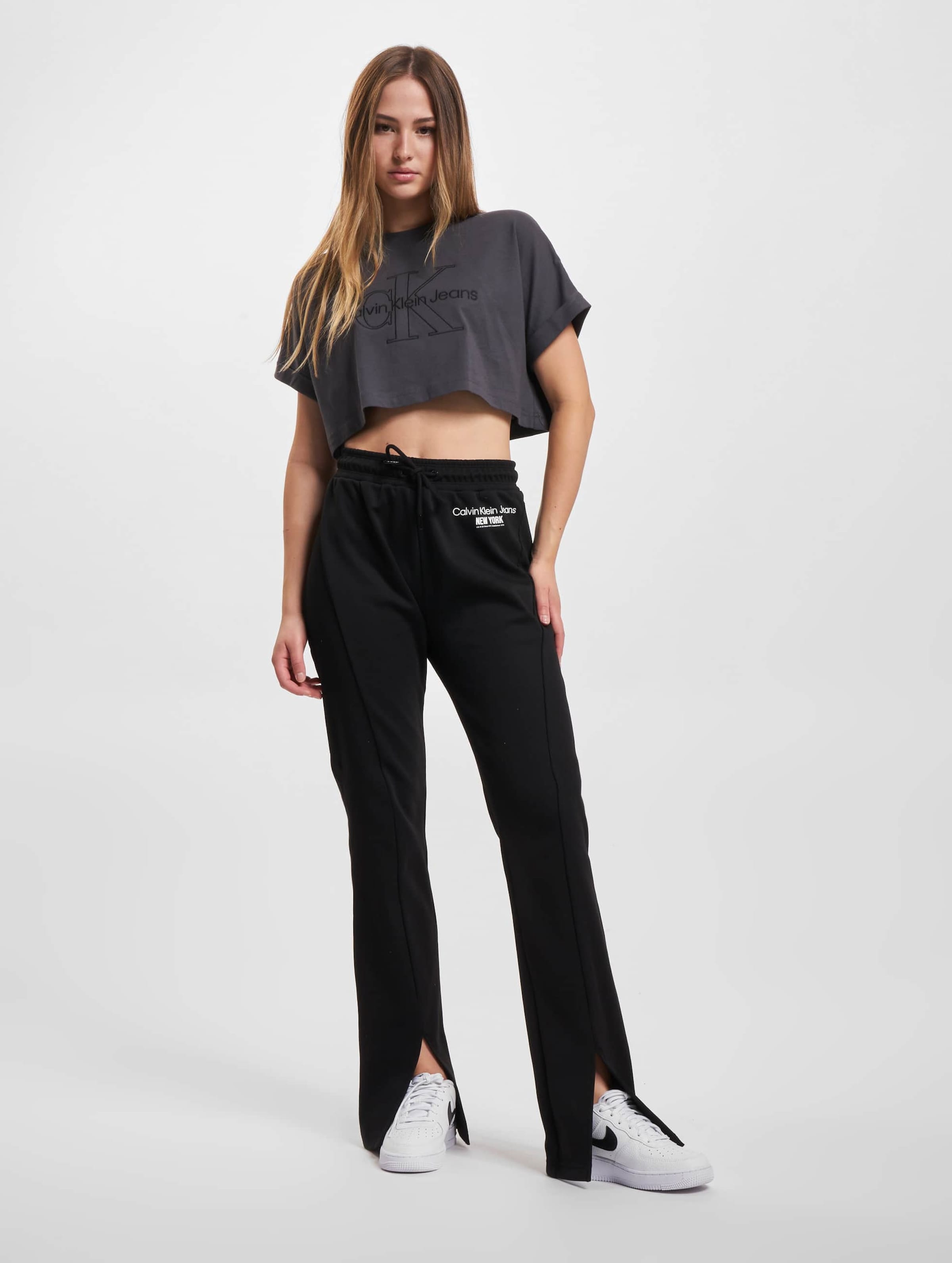 Calvin klein pants outlet and crop top