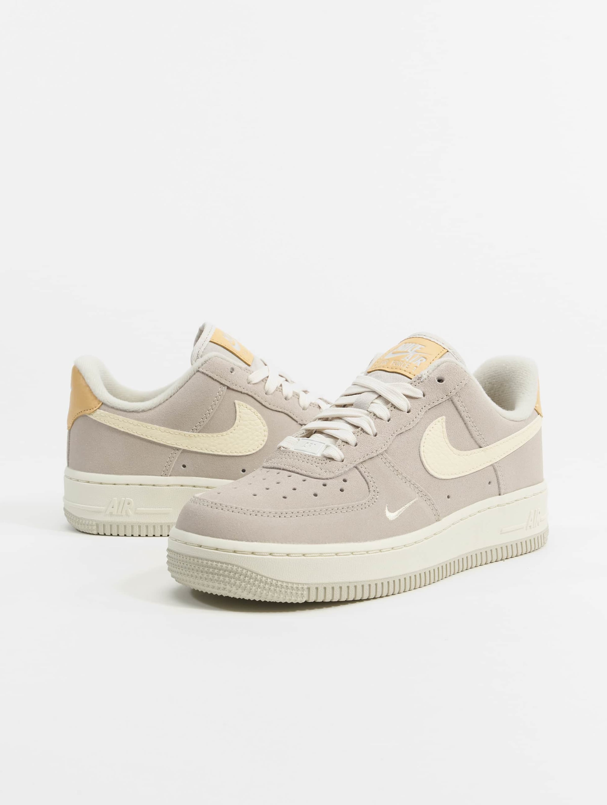 Nike air force 1 2025 lo