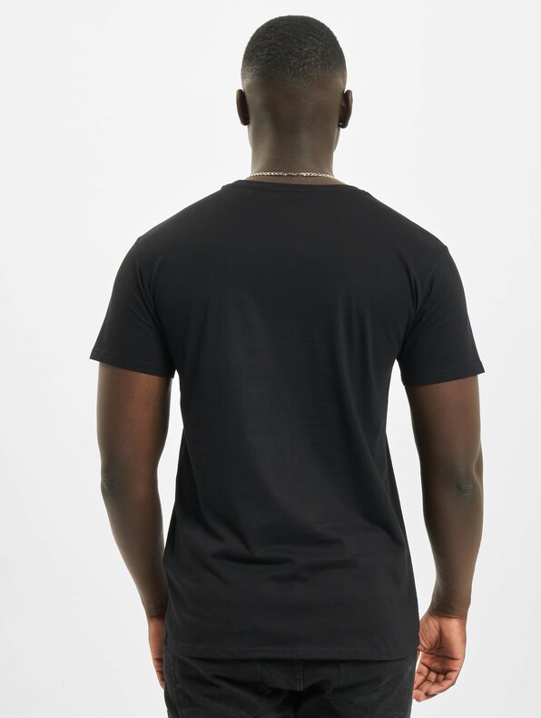 Looney Tunes Bugs Bunny Logo-1