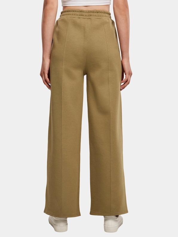 Ladies Straight Pin Tuck -1