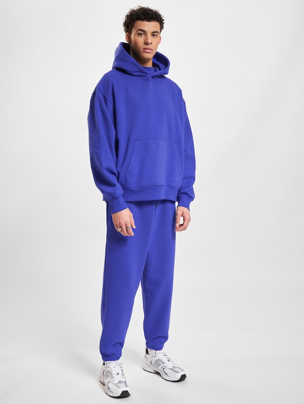 Oversized -4