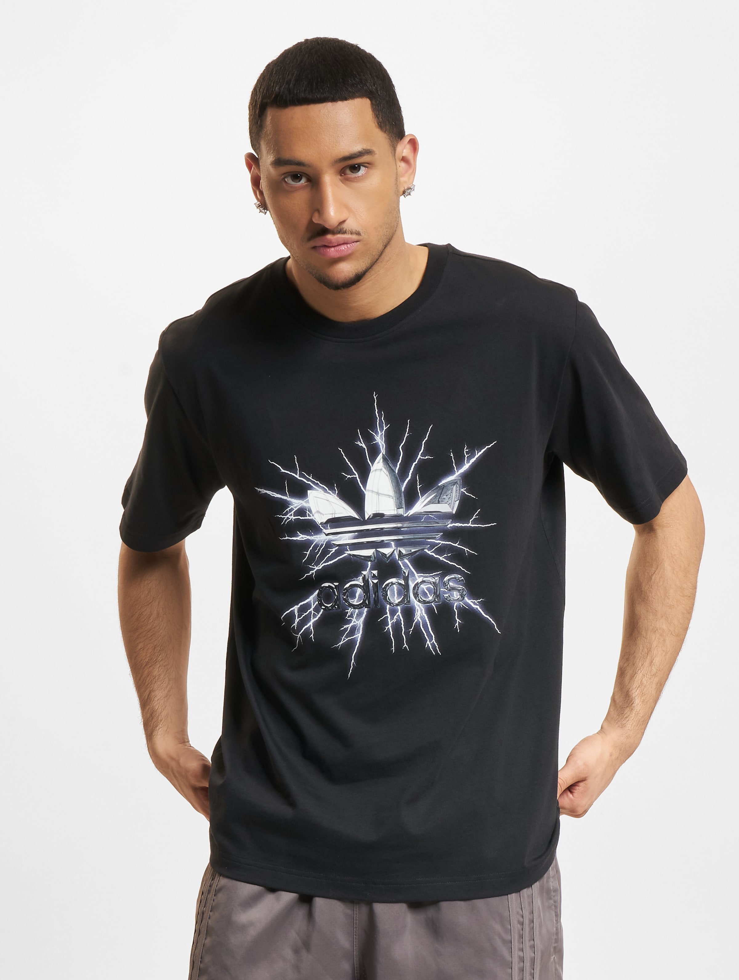 adidas Originals Graphic T-Shirts Männer,Unisex op kleur zwart, Maat L